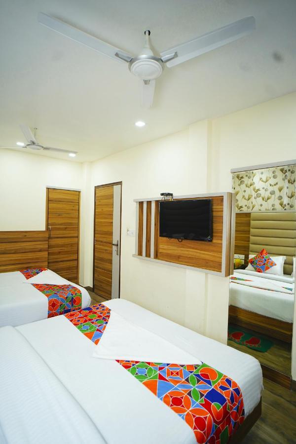 Hotel Delhi Darshan Deluxe-By Rsl Hospitality New Delhi Luaran gambar